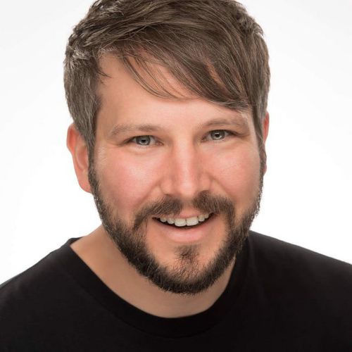 Portrait photo of Malte Ubl
